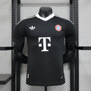 24/25 Player Bayern Munich Black Goalkeeper S-XXL