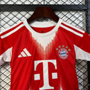 25/26 kids Bayern Munich home size: 16-28