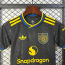 25/26 kids M-U third away size 16-28
