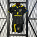 25/26 kids M-U third away size 16-28