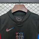 25/26 kids Barcelona away size: 16-28