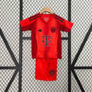24/25 kids Bayern Munich home size: 16-28